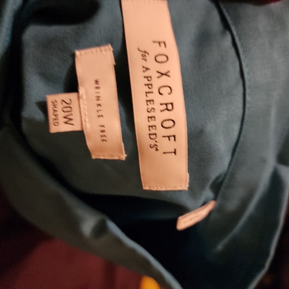 Foxcroft button down top.  Sz 20w - Picture 2 of 2